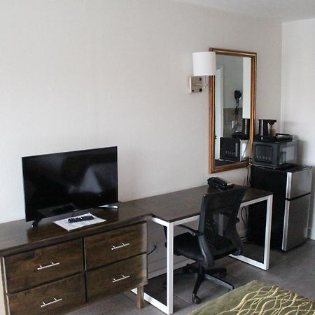 Americas Best Value Inn & Suites Williamstown Extérieur photo