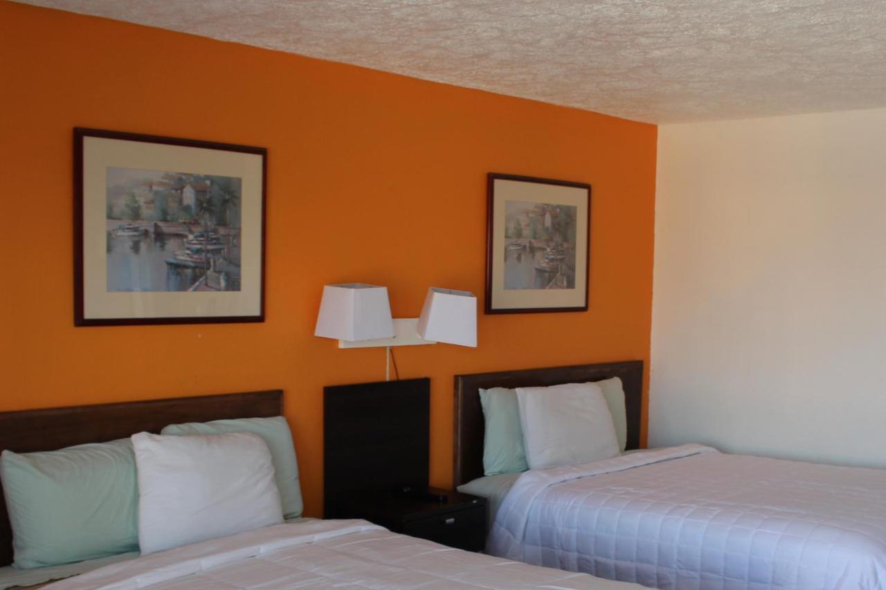 Americas Best Value Inn & Suites Williamstown Extérieur photo