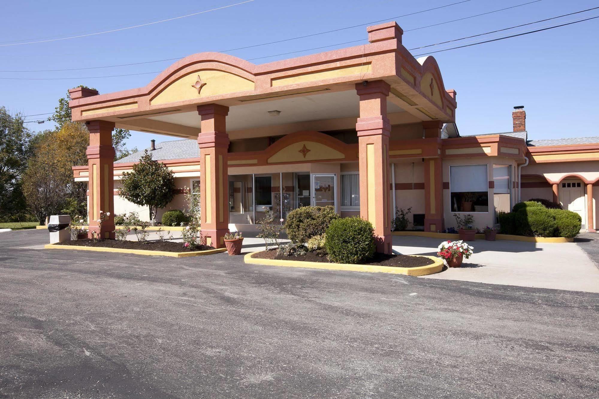 Americas Best Value Inn & Suites Williamstown Extérieur photo